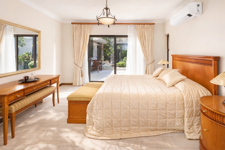 5 Bedroom Property for Sale in Caribbean Beach Club North West